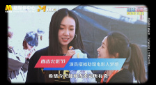 少妇肉丝短裙撅臀娇喘